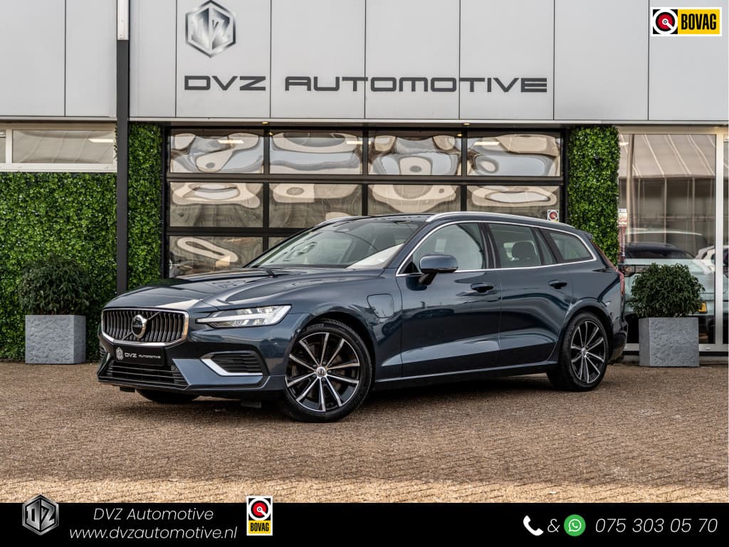 Volvo V60 2.0 T6 Plug-in hybrid AWD Ultimate Bright — foto 1 van 25
