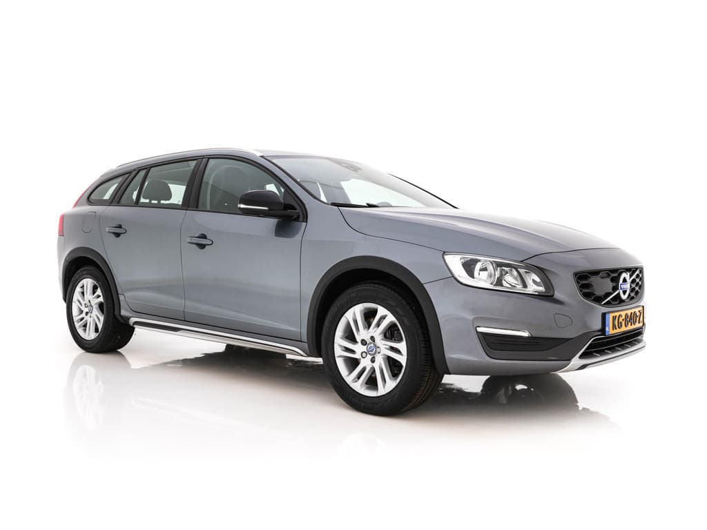 Volvo V60 Cross Country 2.0 D3 Momentum Business