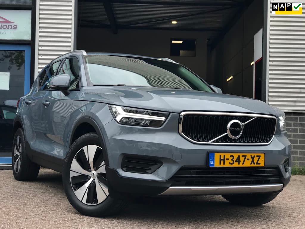 Volvo XC40 1.5 T5 Twin Engine Momentum Pro|Navi|Ecc|Lmv|Pdc|Trekhaak — foto 1 van 25