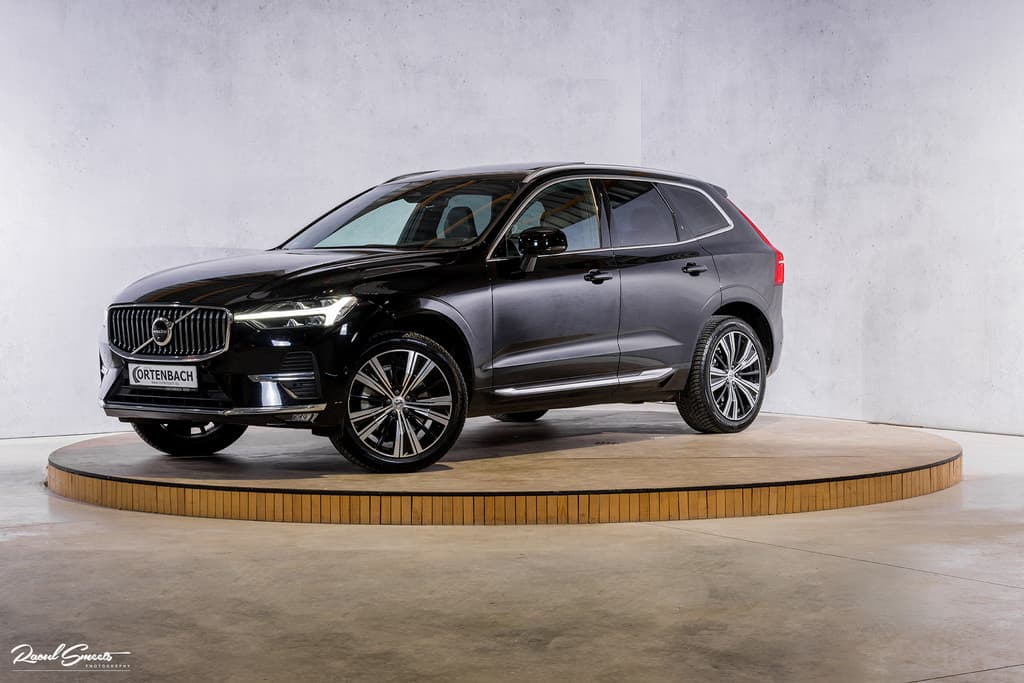 Volvo XC60 B4 Ultimate Bright — foto 1 van 25