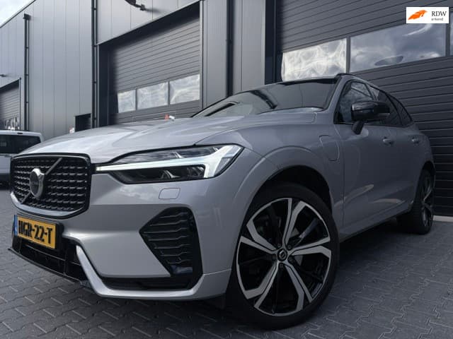 Volvo XC60 2.0 T6 Plug-in hybrid AWD R-Design 340PK|Facelift|Pano|Head up|Memory|Harman Kardon|Keyless|Trekhaak|Camera|21 inch| — foto 1 van 24