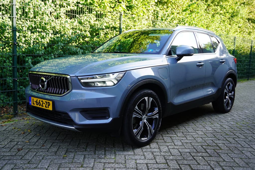 Volvo XC40 1.5 T4 Recharge Inscription Expression Automaat | Airco | Plugin | Vol opties | Dealerauto | Inruil mogelijk — foto 1 van 12