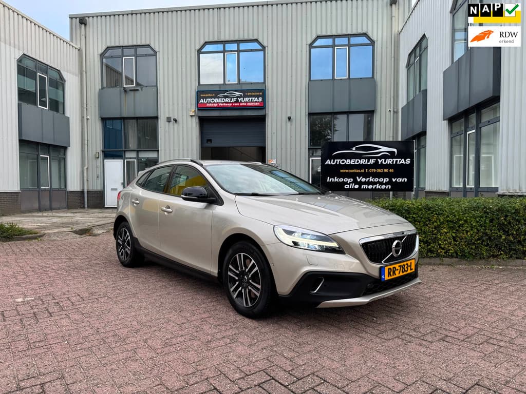 Volvo V40 Cross Country 1.5 T3 Nordic+ AUTOMAAT!! — foto 1 van 22
