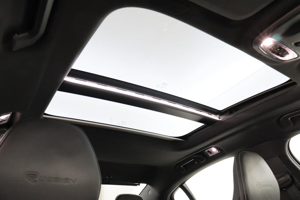 Volvo S60 T4 AUT. R-DESIGN — foto 11 van 25