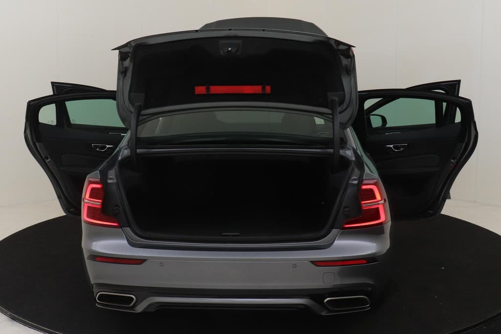 Volvo S60 T4 AUT. R-DESIGN — foto 24 van 25