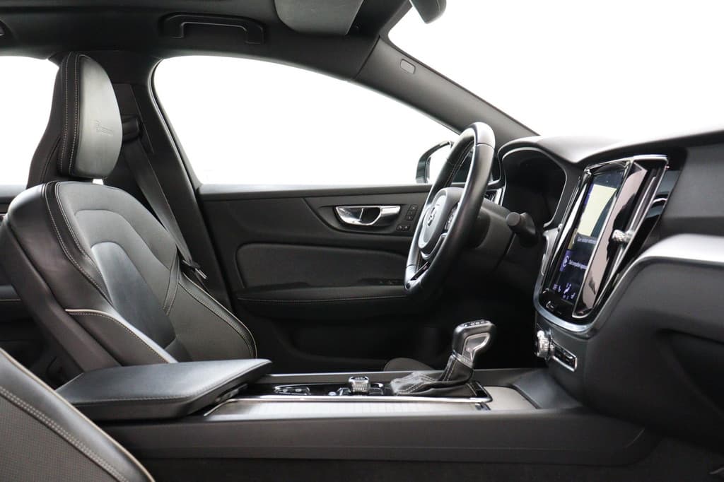 Volvo S60 T4 AUT. R-DESIGN — foto 8 van 25