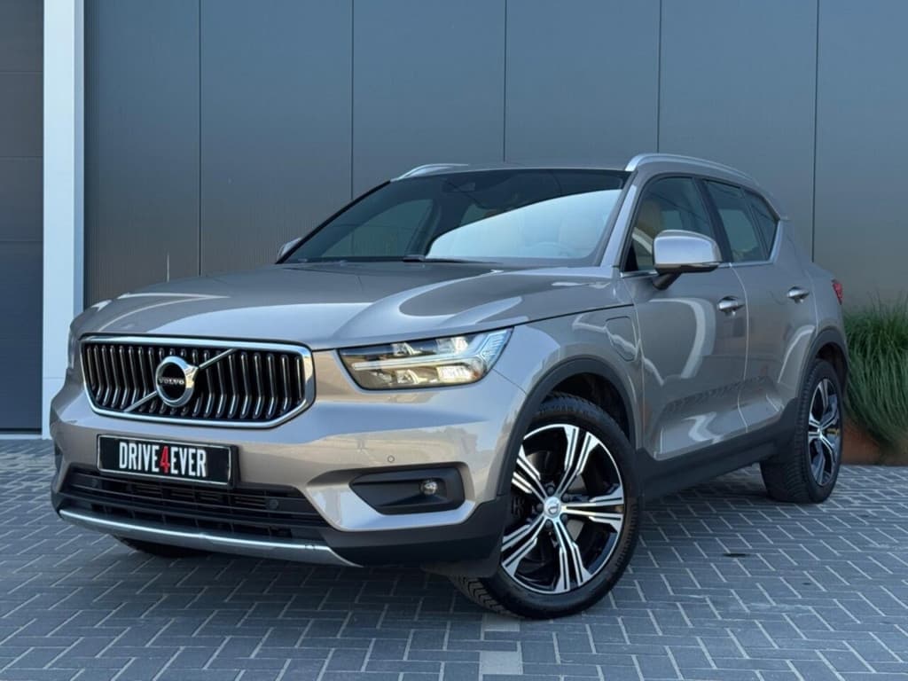 Volvo XC40 T5 Recharge 1.5 PHEV Inscription | Leder | Cruise — foto 1 van 24