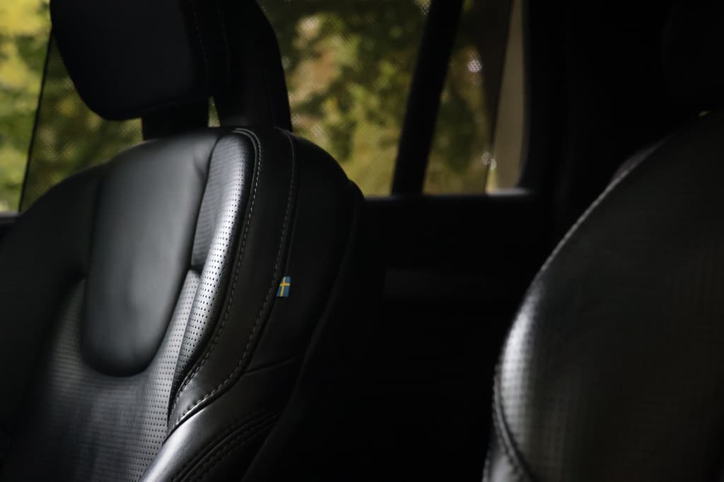 Volvo XC90 2.0 T8 Twin Engine AWD R-Design Intro Edition — foto 10 van 25