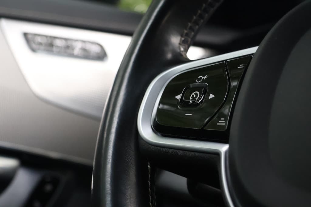 Volvo XC90 2.0 T8 Twin Engine AWD R-Design Intro Edition — foto 14 van 25