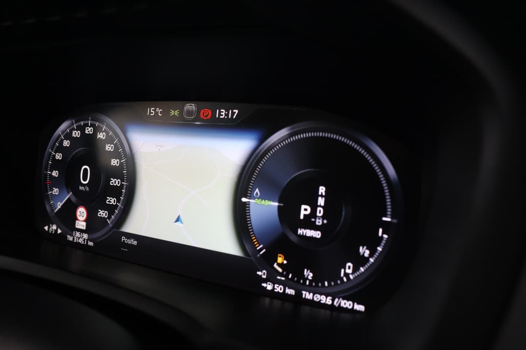 Volvo XC90 2.0 T8 Twin Engine AWD R-Design Intro Edition — foto 16 van 25