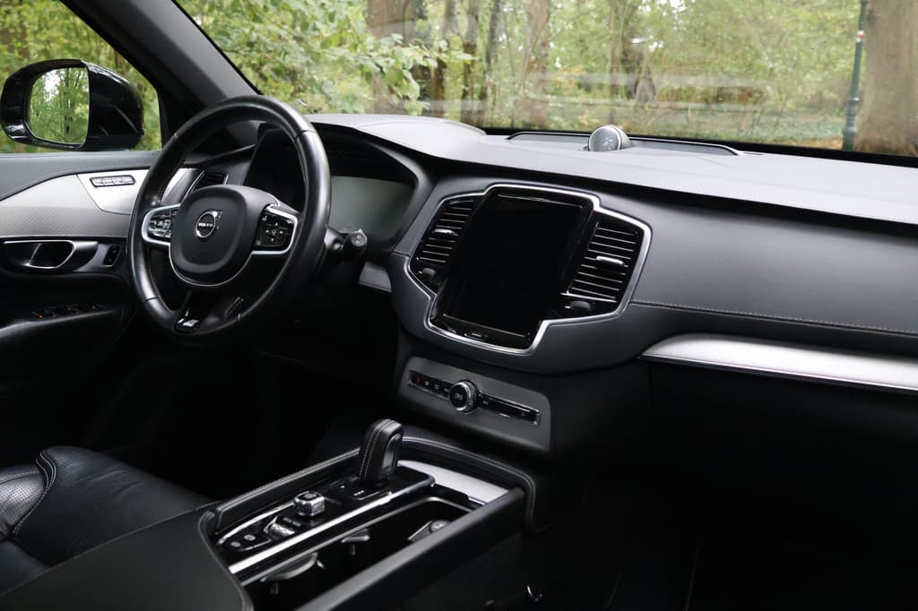Volvo XC90 2.0 T8 Twin Engine AWD R-Design Intro Edition — foto 5 van 25