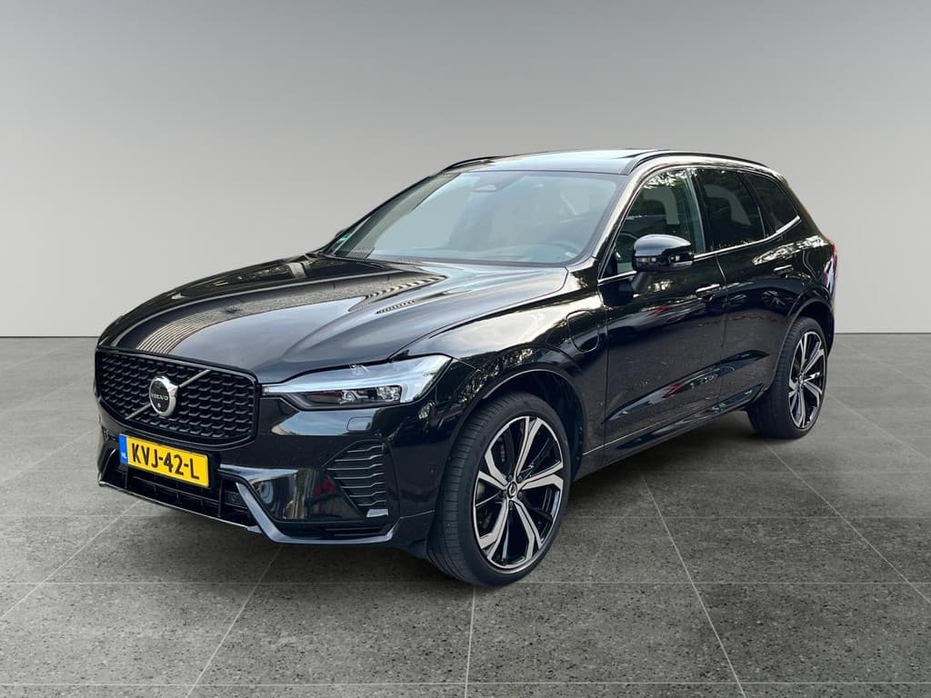 Volvo XC60 2.0 T6 Plug-in hybrid AWD Plus Dark — foto 1 van 25