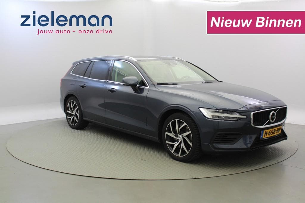 Volvo V60 2.0 T6 PHEV Twin Engine AWD Momentum Pro - Leer, Trekhaak