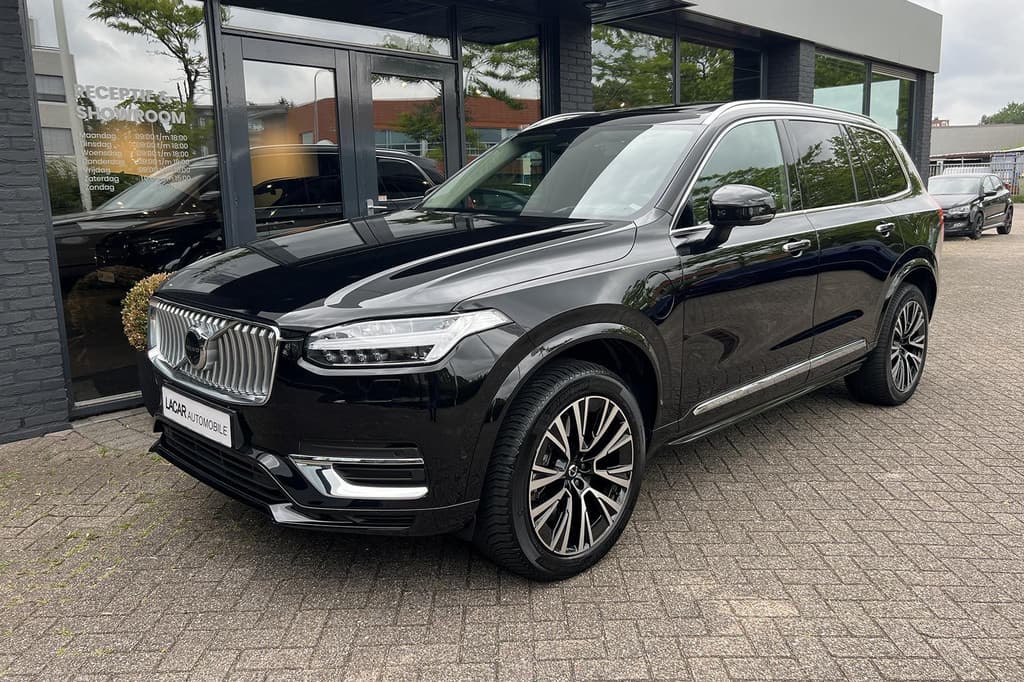 Volvo XC90 T8 Recharge AWD Ultimate Bright I B&W I Luchtv — foto 1 van 25