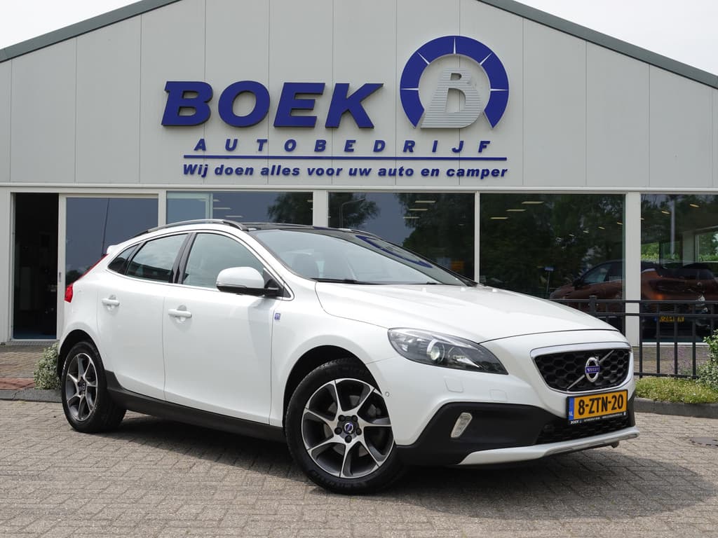 Volvo V40 Cross Country 1.6 T4 180PK Ocean Race