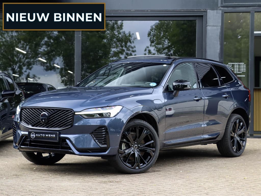 Volvo XC60 T8 AWD Ultra Black Edition — foto 1 van 25