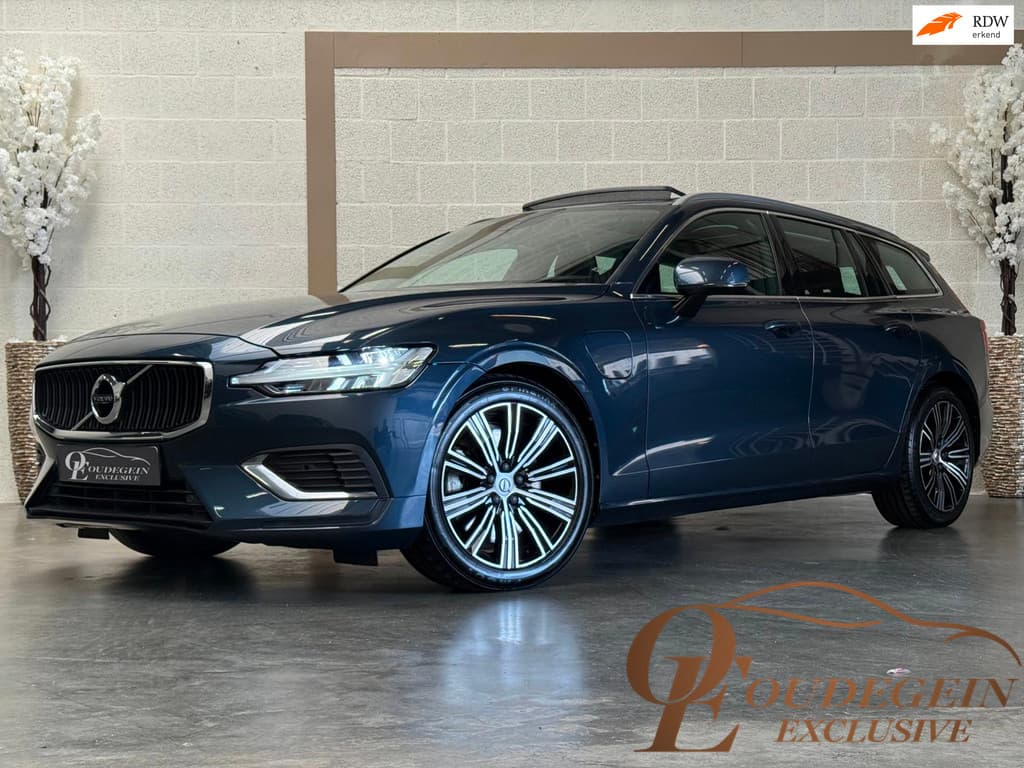Volvo V60 2.0 T8 Twin Engine AWD Inscription / Pano / Memory / Dodehoek / Carplay / Leder / Adaptive Cruise / Lane Assist / — foto 1 van 25