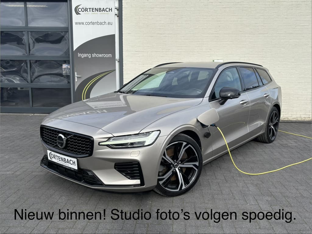 Volvo V60 2.0 T8 Plug-in hybrid AWD Plus Dark — foto 1 van 8