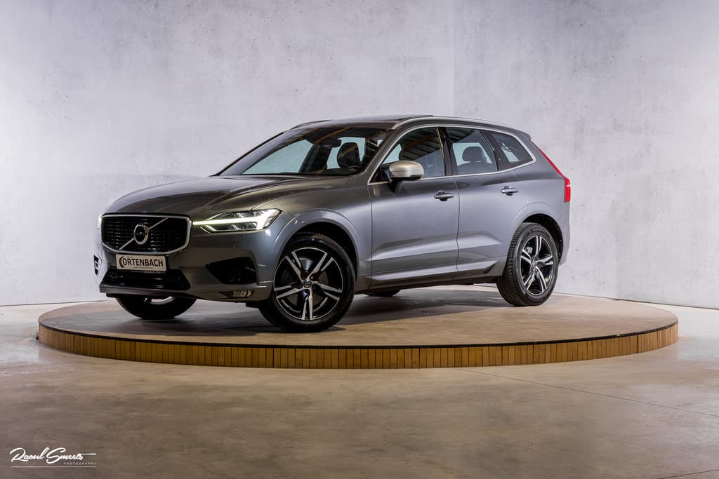 Volvo XC60 2.0 T5 R-Design — foto 1 van 25