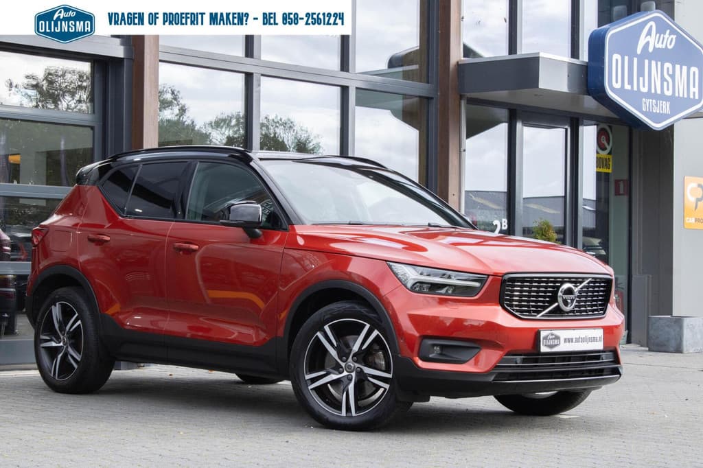 Volvo XC40 1.5 T4 PHEV Recharge R-Design|360 Camera|Pano|Trekhaak| — foto 1 van 25