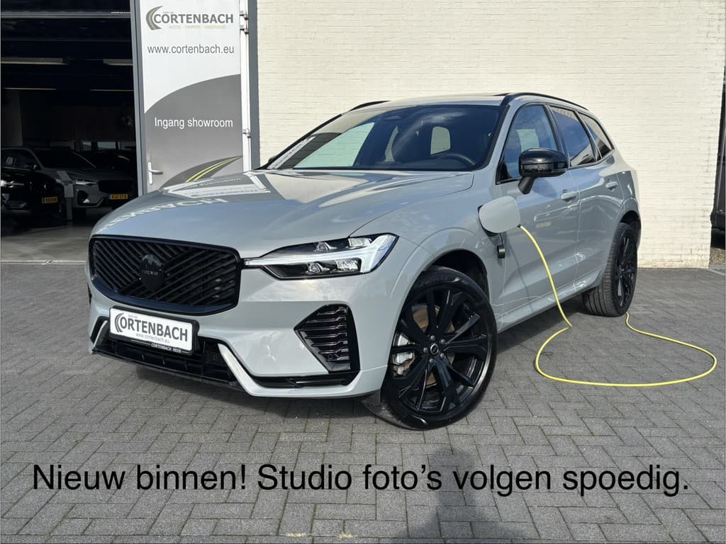 Volvo XC60 2.0 T6 Plug-in hybrid AWD Plus Black Edition Long Range — foto 1 van 8