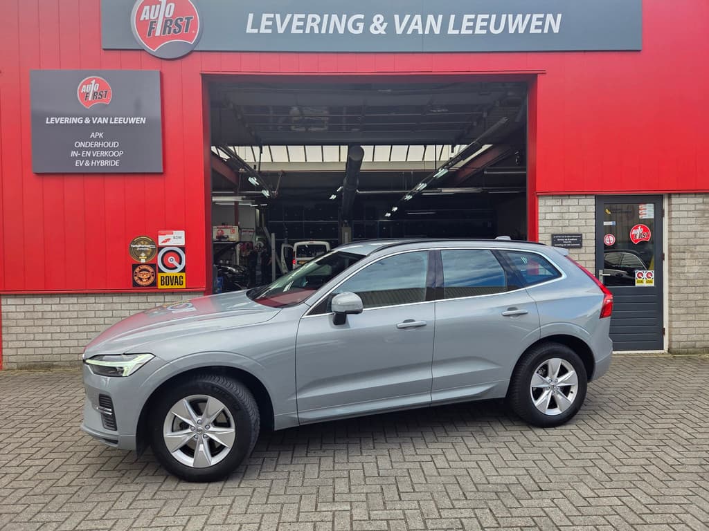 Volvo XC60 Mild Hybrid B4 Ultimate Bright Parkeersensoren V+A/ Elek. Achterklep/ Navigatie/ Cruise control/ Rijklaarprijs! — foto 1 van 25