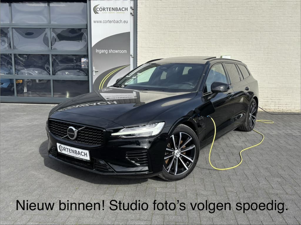 Volvo V60 2.0 T8 Plug-in hybrid AWD Ultimate Dark — foto 1 van 8