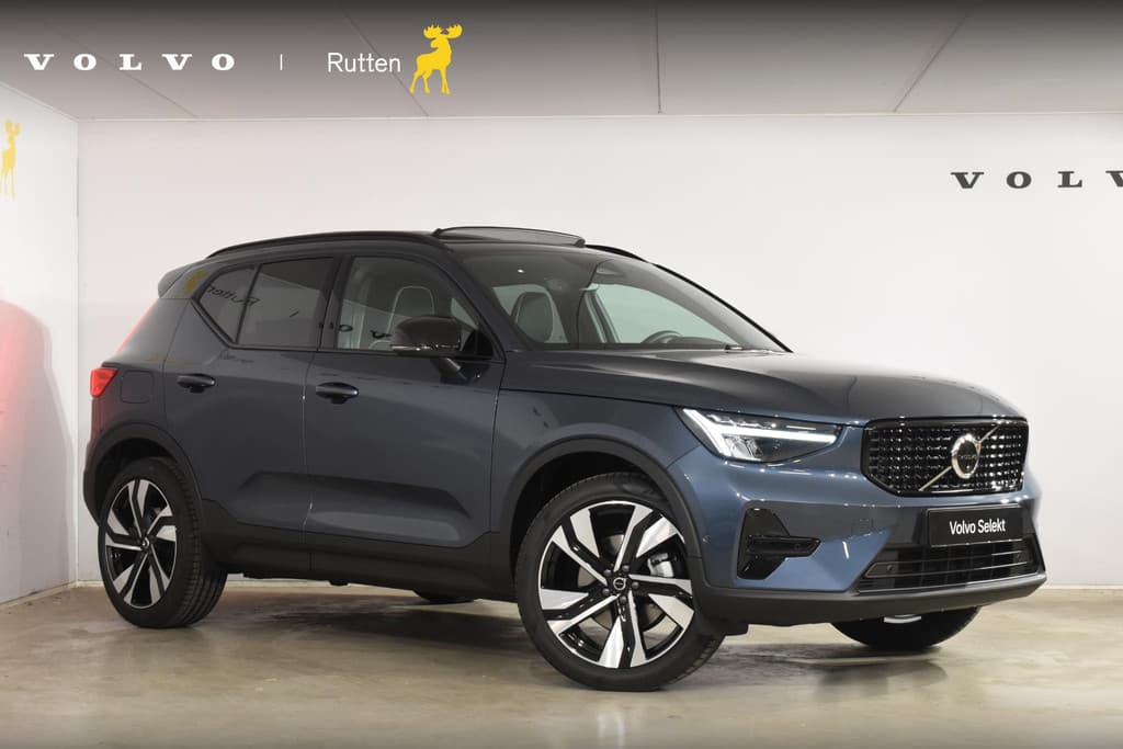 Volvo XC40 B4 211PK Automaat Plus Dark