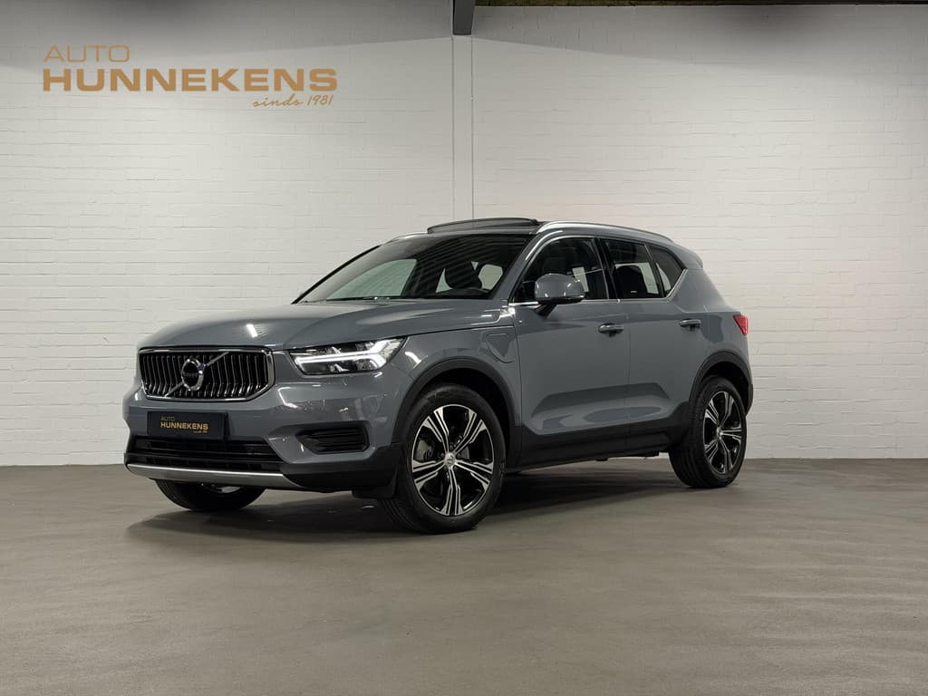Volvo XC40 1.5 T4 Recharge Inscription Expression — foto 1 van 25