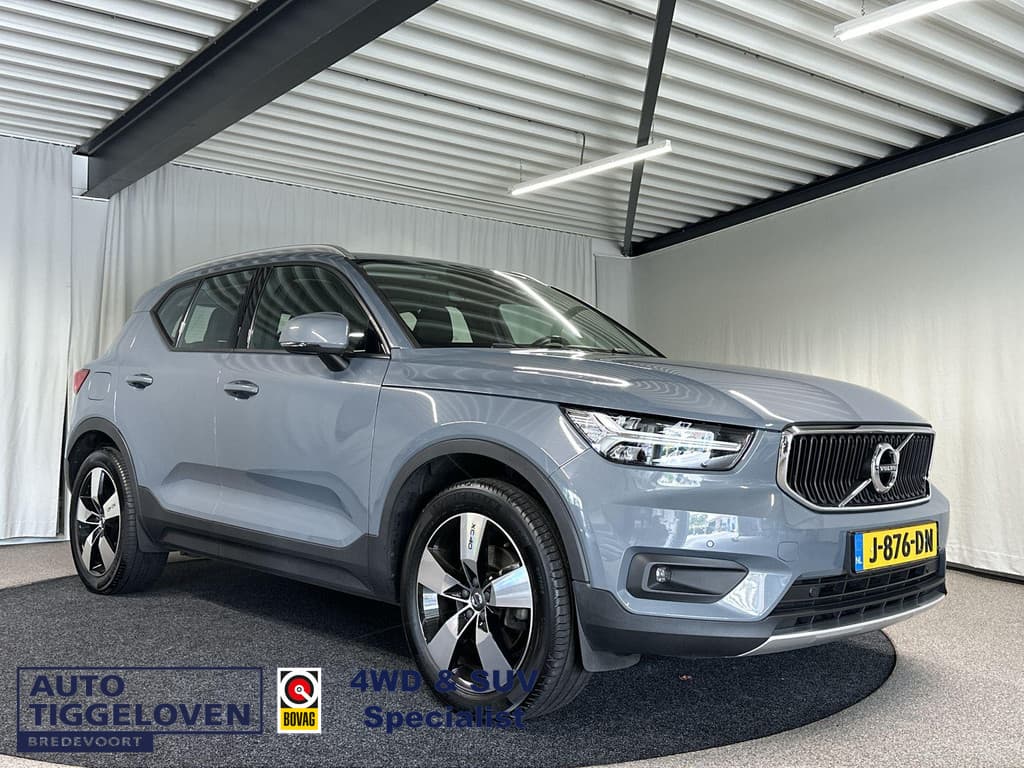 Volvo XC40 2.0 T4 Momentum Pro — foto 1 van 25