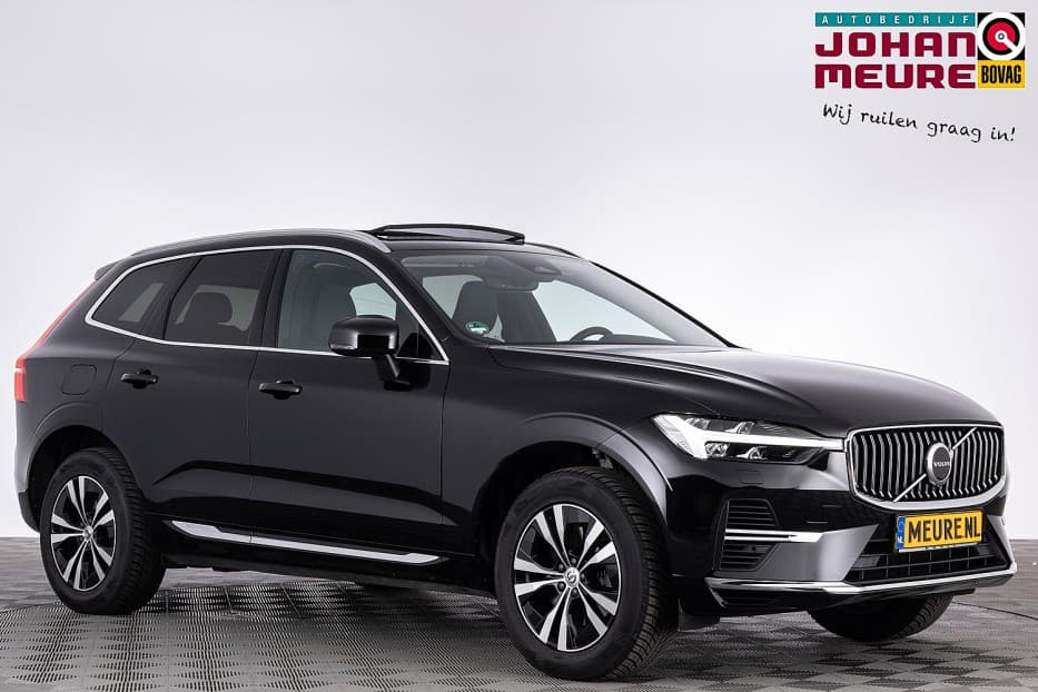 Volvo XC60 2.0 T6 Plug-in hybrid AWD Core | LEDER | PANORAMADAK | MAPS | Full LED — foto 1 van 25