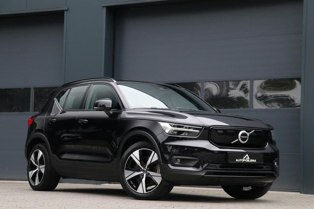 Volvo XC40 Recharge P8 AWD 78kWh |R-DESIGN| AdaptiveCruise Harman/Kardon Leder Trekhaak AppleCarplay Stoel/stuur verwarmd 127000KM BJ2021
