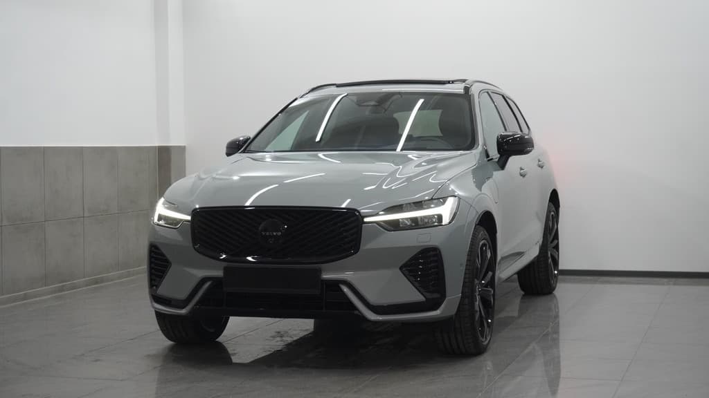 Volvo XC60 2.0 T8 Plug-in hybrid AWD BLACK EDITION (335kW/455PK) ** PANO, TREKH, — foto 1 van 25