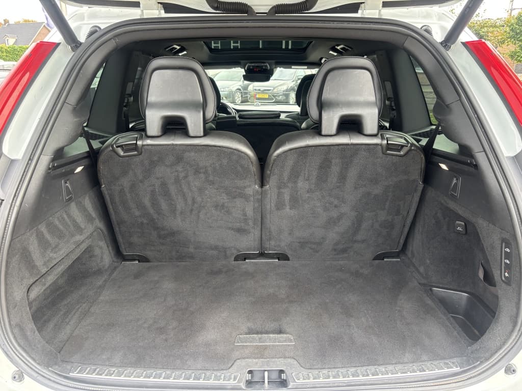 Volvo XC90 2.0 D5 AWD Inscription 7-Persoons Pano VOL — foto 9 van 24
