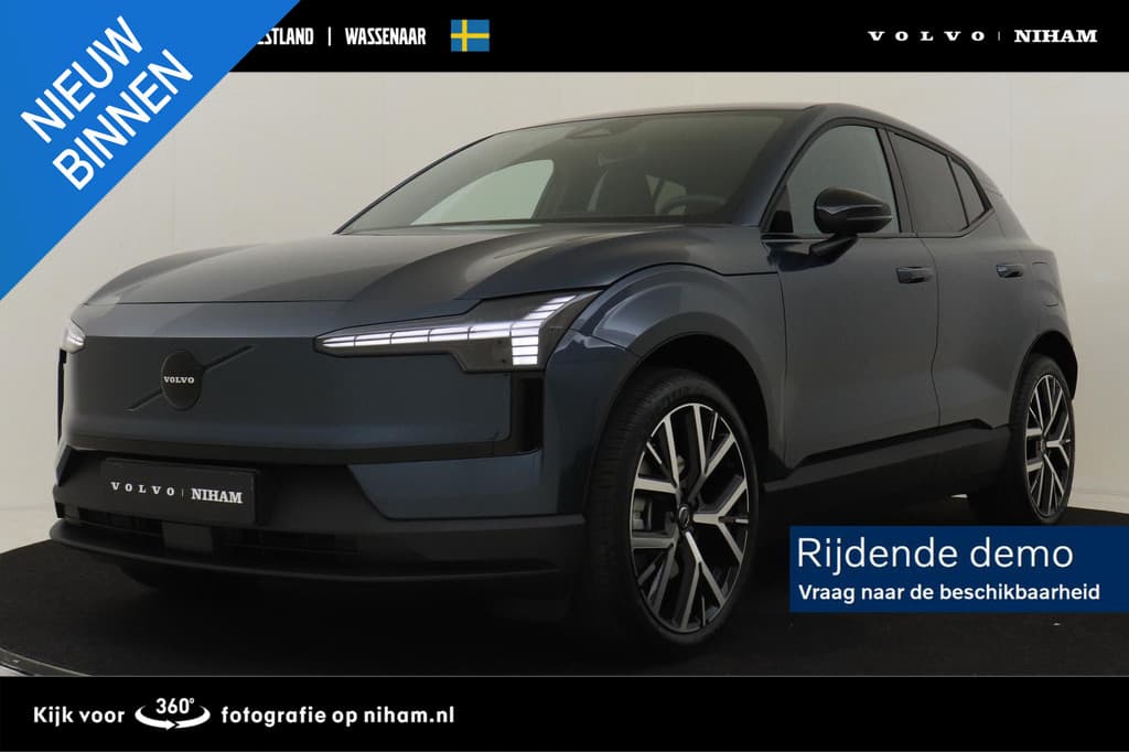 Volvo EX30 P5 LONG RANGE PLUS BLACK EDITION EUROPA 69 kWh — foto 1 van 25