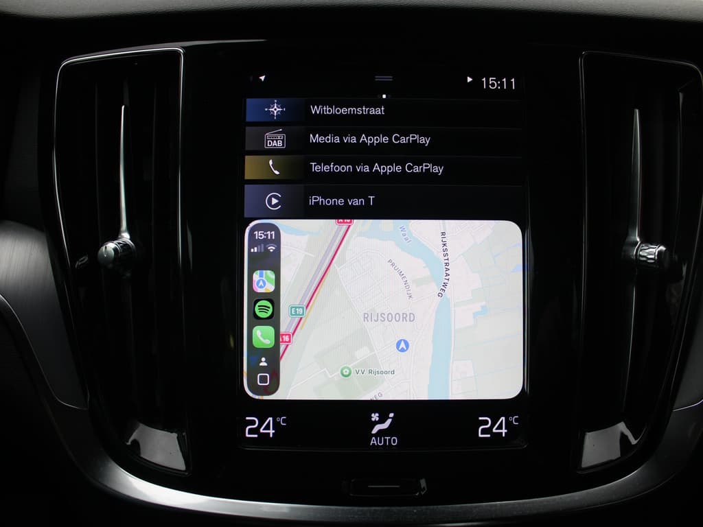 Volvo V60 T6 PHEV *Inscription* | Carplay | Camera | Cruise & Climate Control | Navigatie | PDC |Bluetooth | Orig.NL | — foto 9 van 19