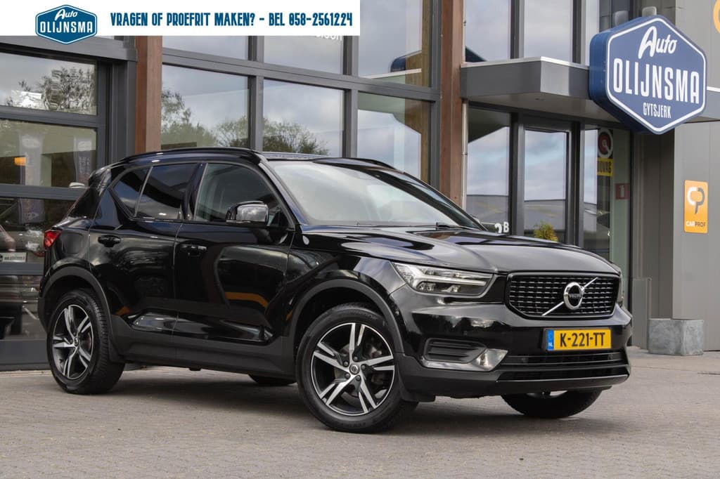Volvo XC40 1.5 T3 R-Design|Stoelverwarming|Camera|Trekhaak| — foto 1 van 25