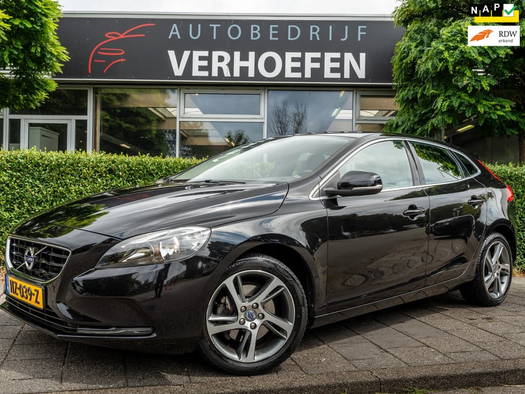 Volvo V40 2.0 T3 Summum | STOELVERWARMING | NAVI | CRUISE / CLIMATE | DEALER ONDERHOUDEN | LEDEREN BEKLEDING | NAP KM STAND |