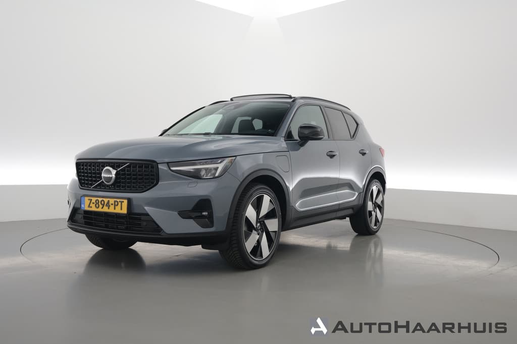 Volvo XC40 1.5 T4 Plug-in hybrid Ultimate Dark — foto 1 van 25