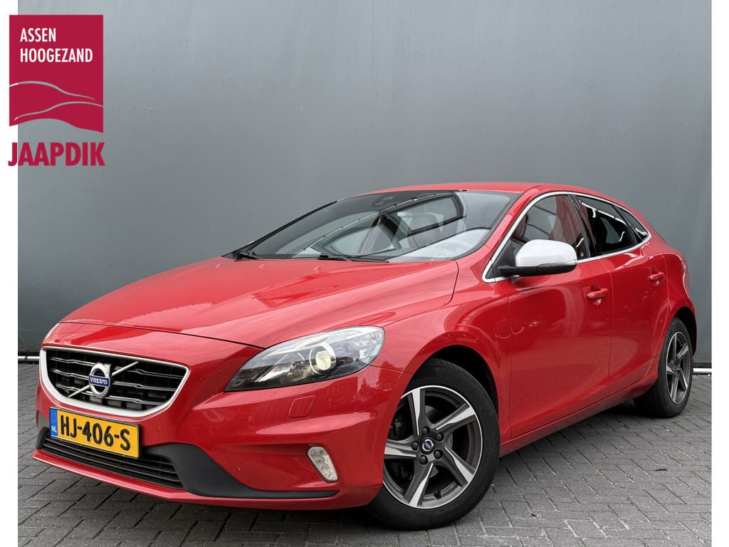 Volvo V40 BWJ 2015 2.0 D2 120 PK R-Design Business NW APK