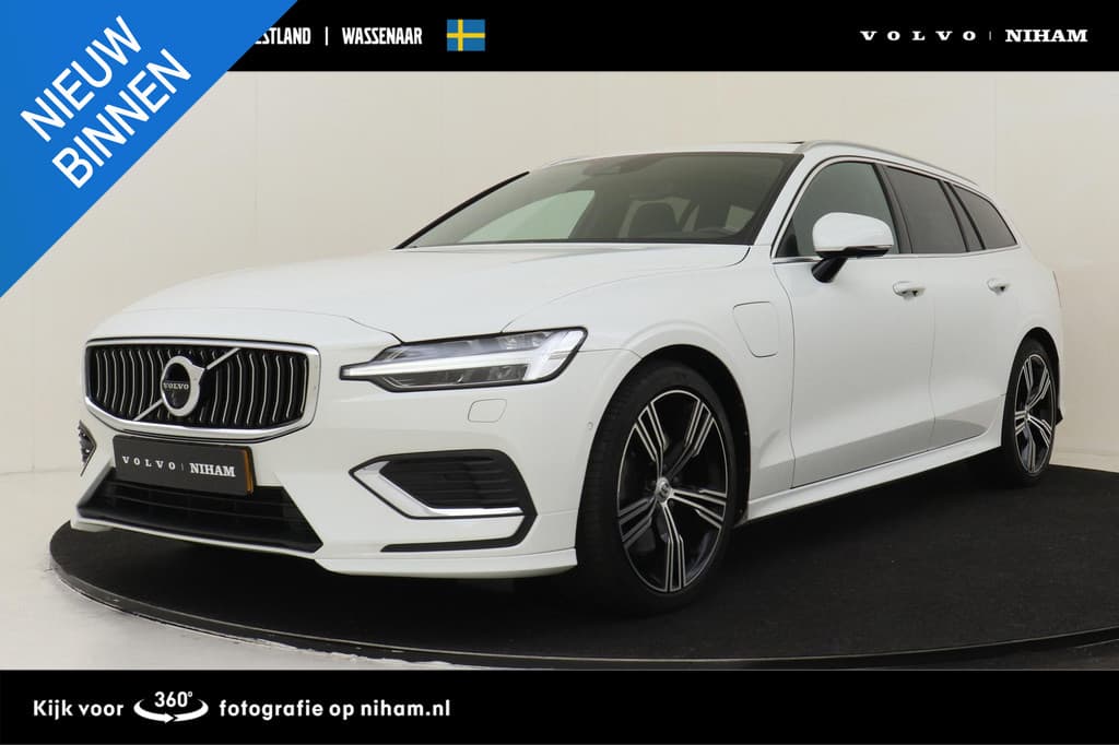 Volvo V60 T8 TWIN ENGINE AWD INSCRIPTION — foto 1 van 25