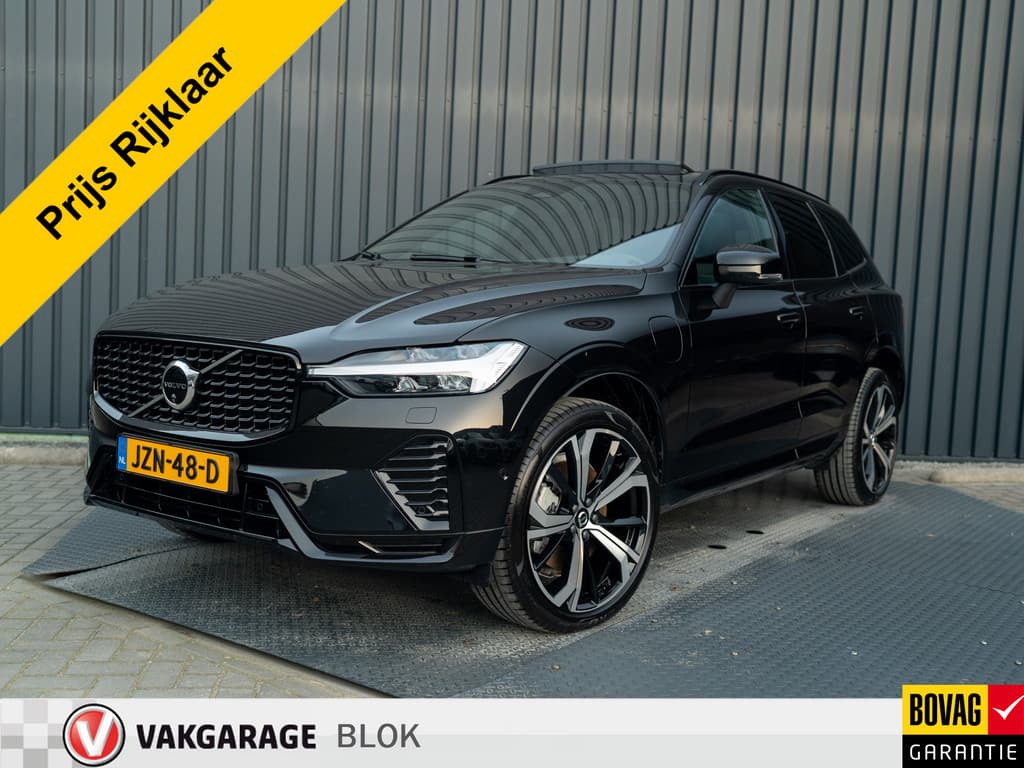 Volvo XC60 2.0 T6 Plug-in hybrid AWD Plus Dark | 360 Camera | Harman/Kardon | Trekhaak | Panodak | Dodehoek sensoren | — foto 1 van 25