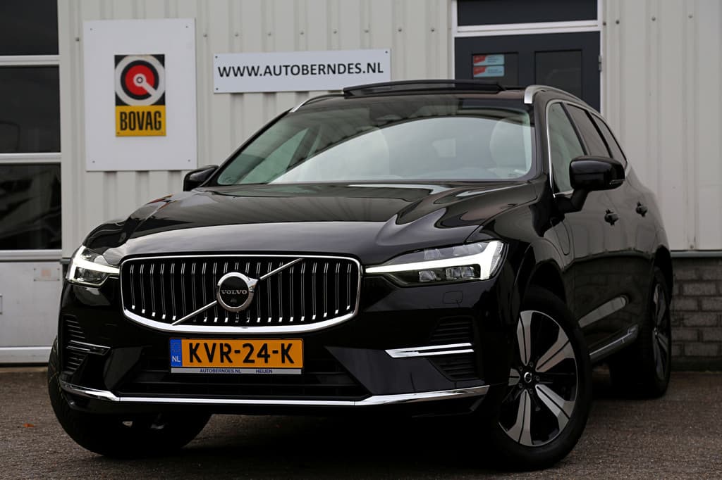 Volvo XC60 2.0 T6 Plug-in hybrid Long Range AWD Plus Bright*Perfect Onderh.*Pano/Elek. Trekhaak/inscription Stoelen/Stoelverw.V+A/Stuurverw./ACC/Pilot ass./360 Camera/Memorie/BLIS/Parkeersens.V+A/19 inch LM* — foto 1 van 25