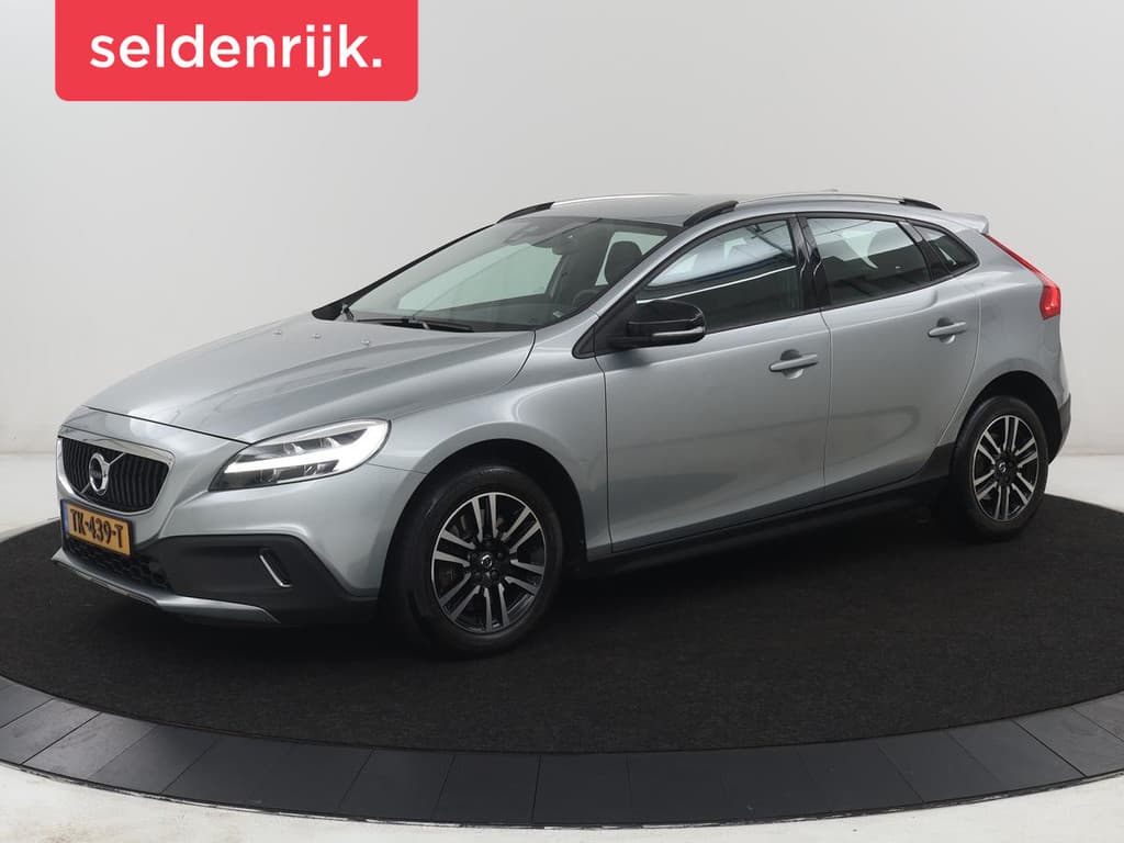 Volvo V40 Cross Country 1.5 T3 Edition+ | Trekhaak | Stoelverwarming