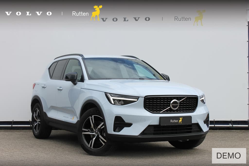 Volvo XC40 2.0 B4 Plus Dark