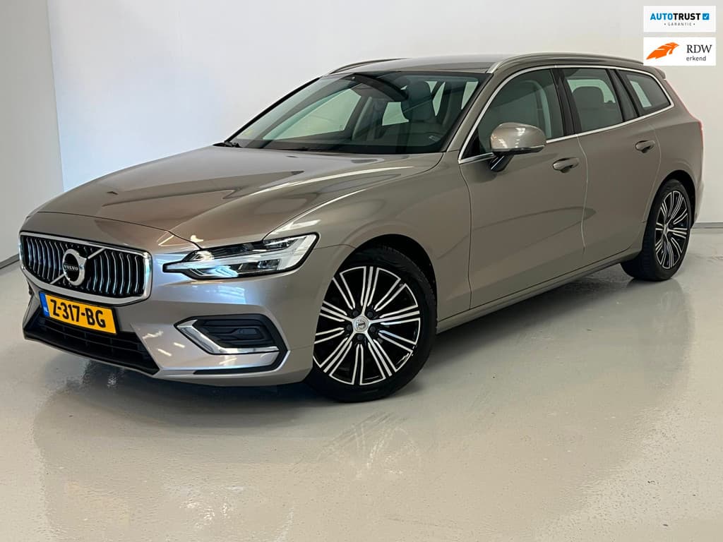 Volvo V60 2.0 D3 / BTW / CarPlay / Memory / Leder / Keyless — foto 1 van 24