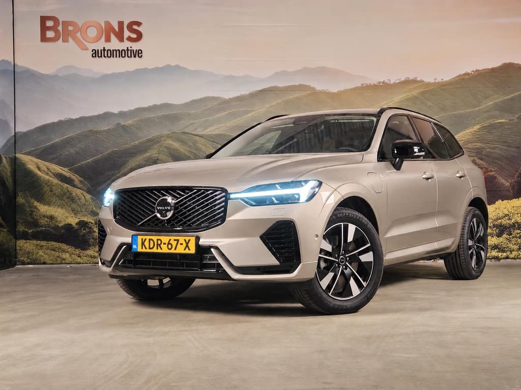 Volvo XC60 2.0 T8 Plug-in hybrid AWD Plus Dark — foto 1 van 25