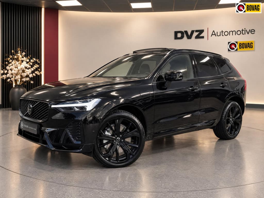 Volvo XC60 2.0 T8 Plug-in hybrid AWD Plus Dark | Pano | SOH 100% | H/K Sound | Premium Pack | Nieuw | BTW — foto 1 van 25