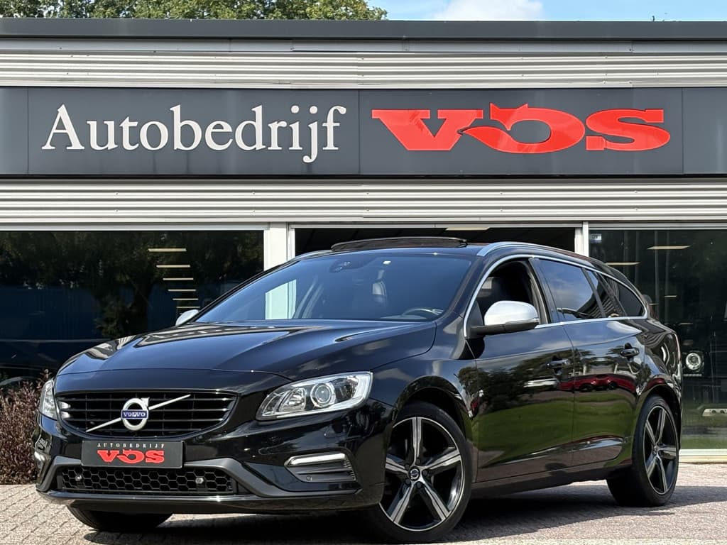 Volvo V60 2.0 D3 R-Design — foto 1 van 25