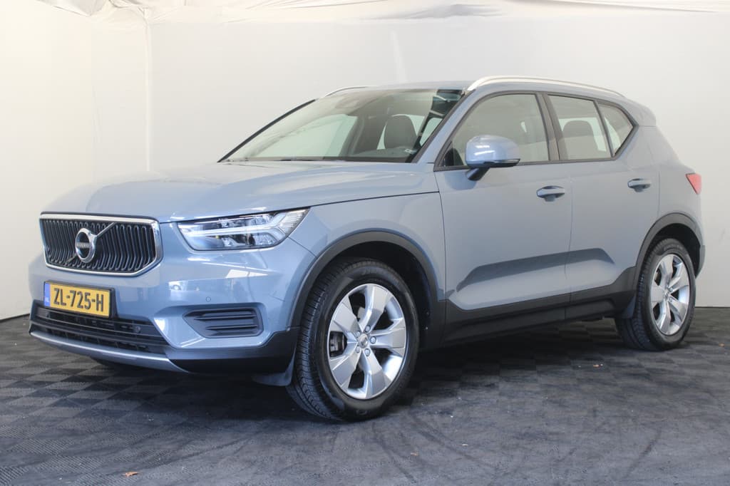 Volvo XC40 1.5 T3 Momentum Pro
